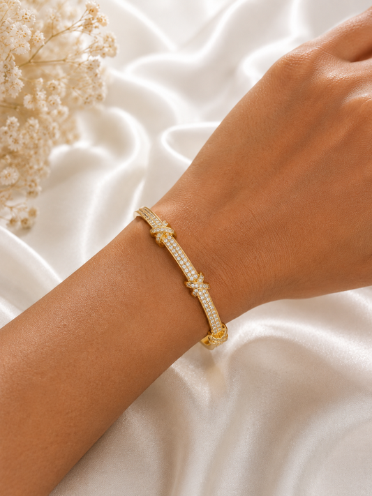 Aura X-Link Pavé Bangle