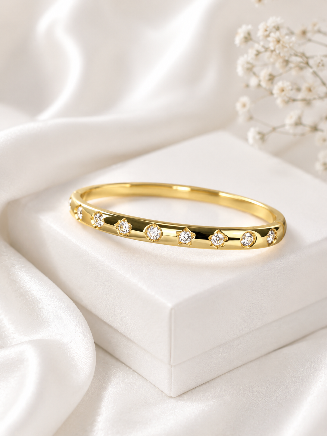 Nova Bezel-Set Crystal Bangle