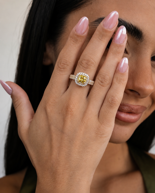 Sunny Aura Pavé Ring | Radiant Elegance