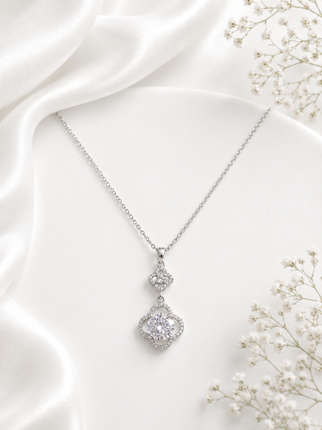 Clover-Inspired Drop Pendant Necklace | Elegant Floral Statement