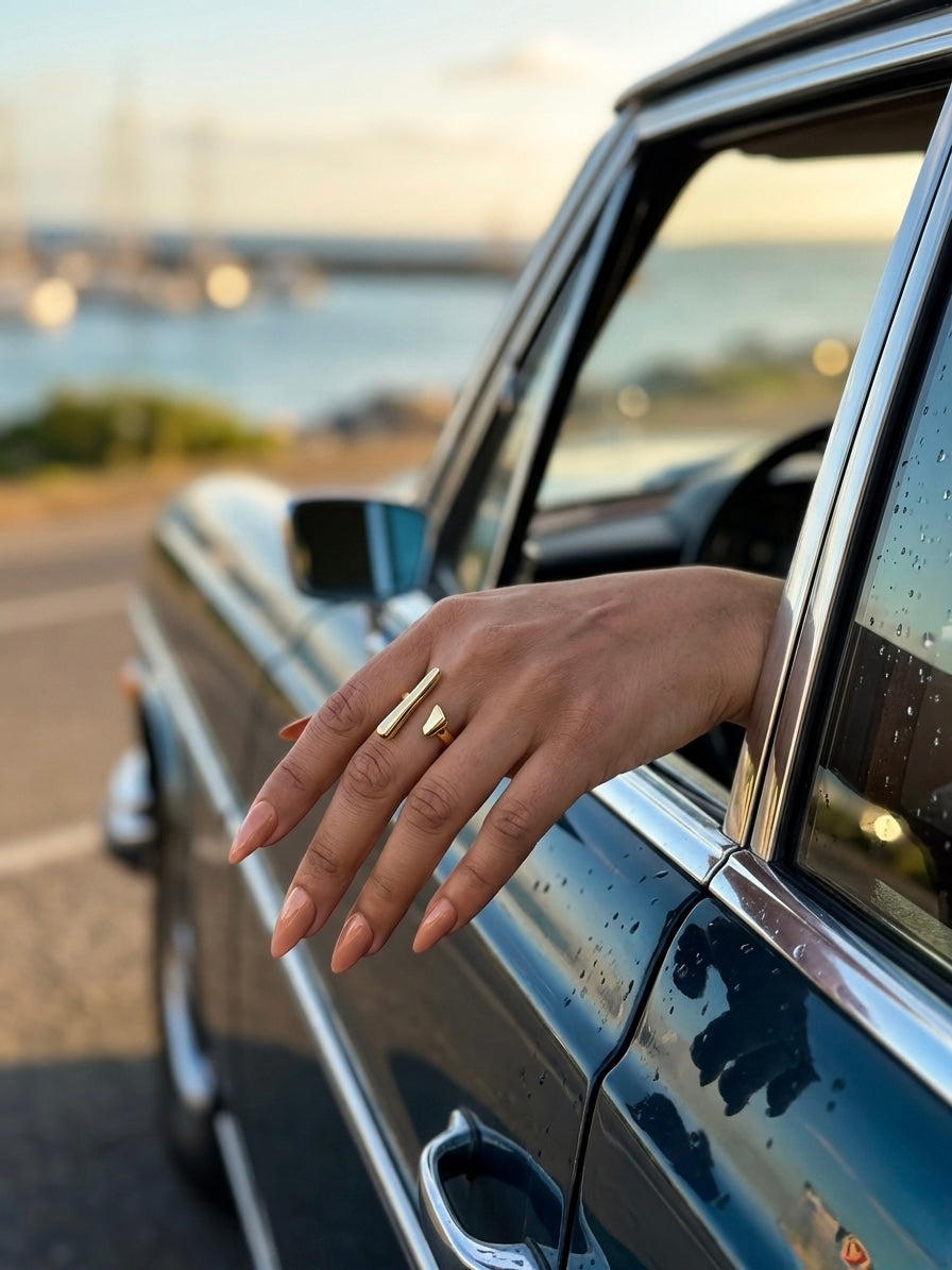 Modernist Gold Split Bar Ring