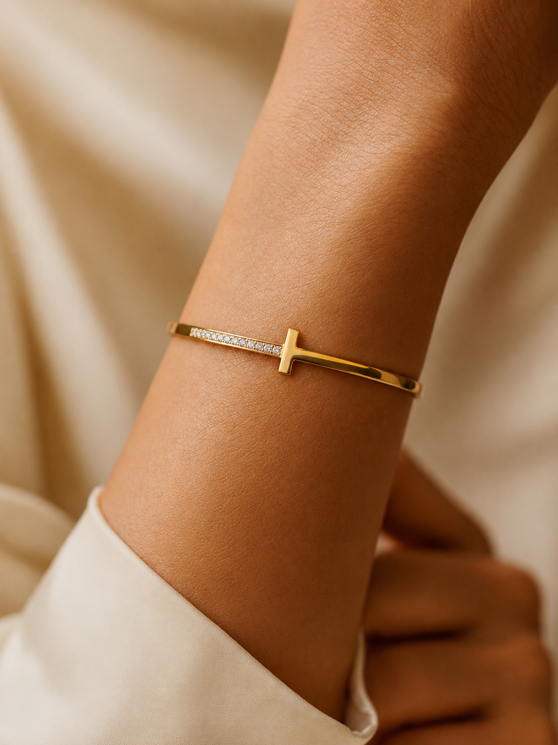 Luxe Meridian Cuff